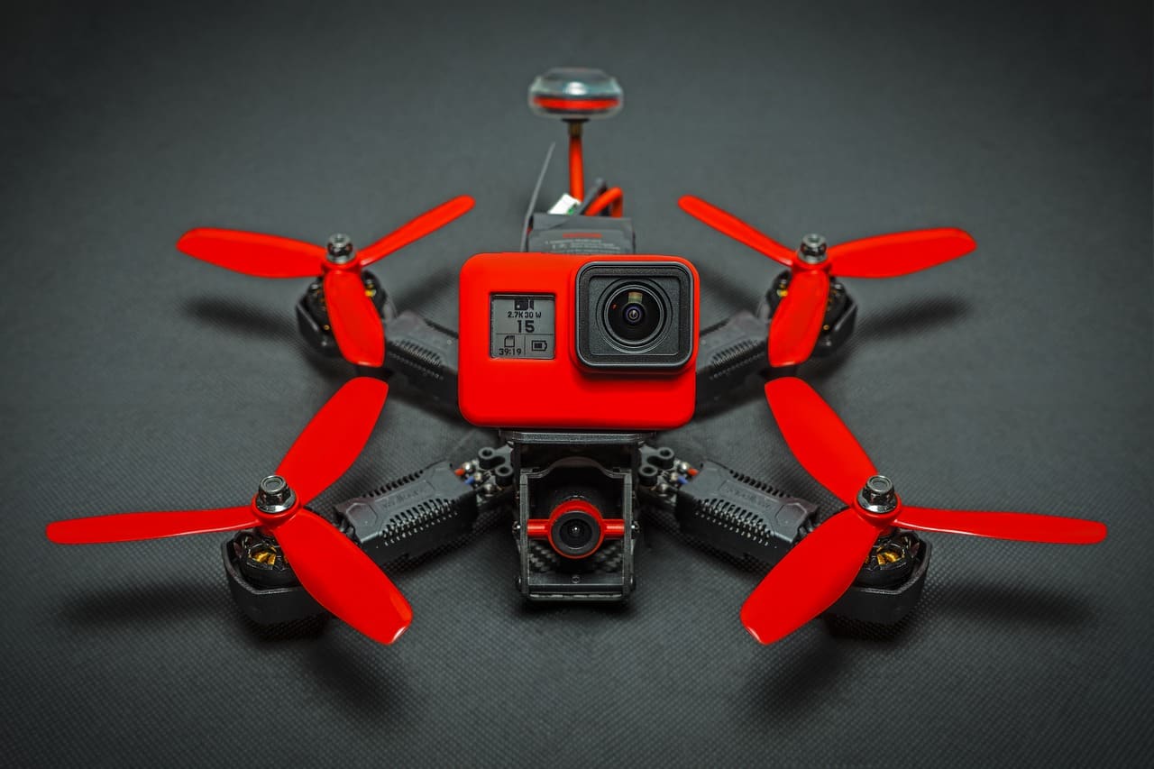 11 essentielle Bauteile jeder Racing-Drohne und ihre Aufgaben